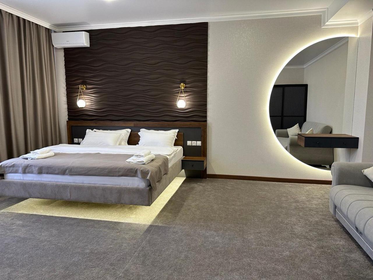 Grand Way Hotel Taraz Exteriér fotografie